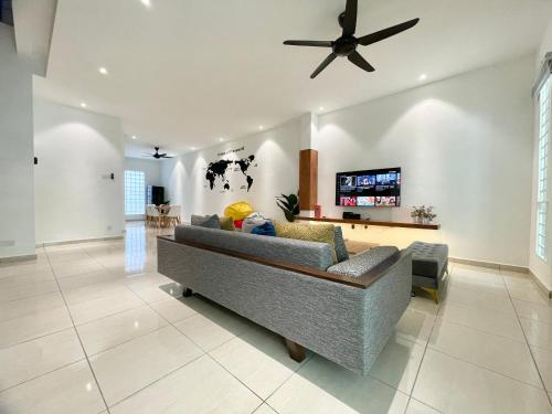 Langkawi Cozy Holiday Home at Taman Simfoni by Zervin photo 4