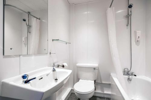 Comfort Inn Birmingham - image 8