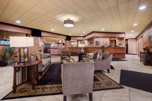 Quality Inn and Suites Fairgrounds - Syracuse