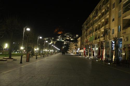 Antipatrea Hotel
