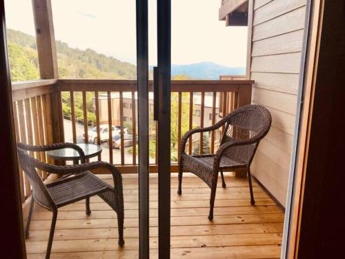 Come feel what its like to relax at 4900 in Sugar Mountain, USA