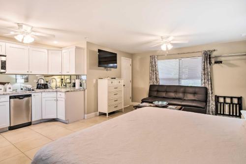 Naples Studio with Dock and Pool Access - by Beach! - image 7