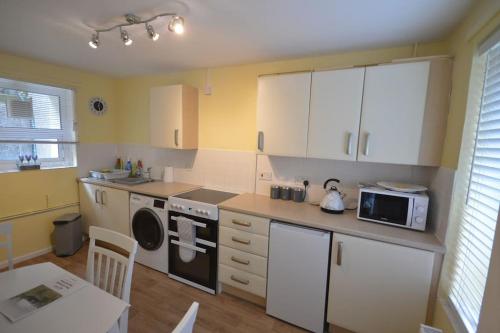 Mountain Escape - Cosy 2 bed house in Afan Valley in Port Talbot