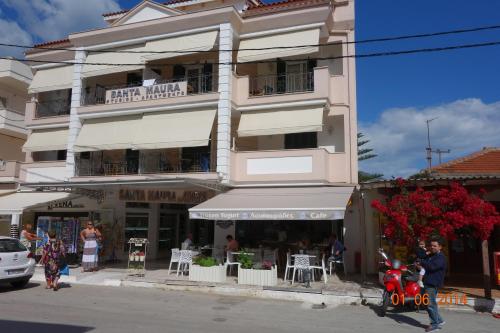 Santa Maura - image 12