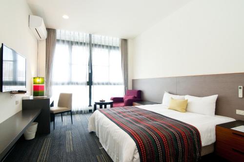 room detail thumbnail 0