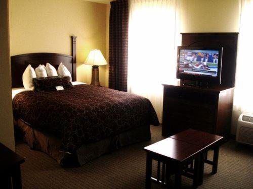 Staybridge Suites - Kansas City-Independence, an IHG Hotel