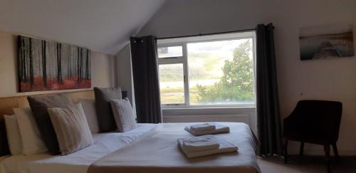 The Dundonnell Hotel - image 4