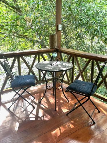 . Caoni riverside Lodge