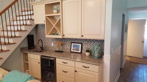 Bike & Beach Bungalow at Oyster Bay-Sunset Beach in 日落海灘 (NC)