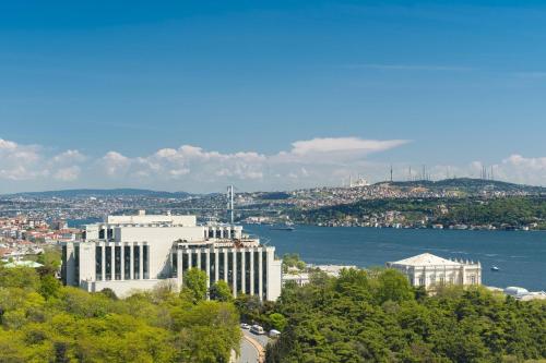 430808594 The Ritz-Carlton, Istanbul at the Bosphorus