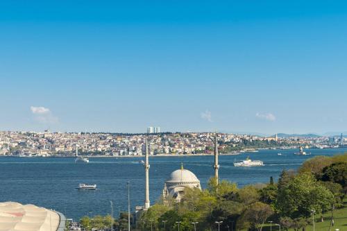 430808687 The Ritz-Carlton, Istanbul at the Bosphorus