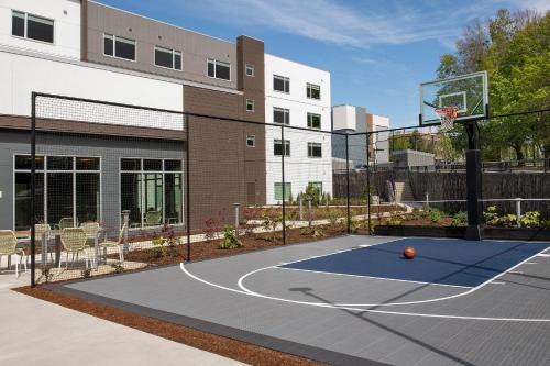 Element Portland Beaverton - image 11