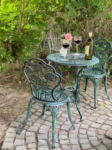 Apartment mit romantischem Garten an der Märchenstraße! (Apartment mit romantischem Garten an der Marchenstraße!) in Reinhardshagen