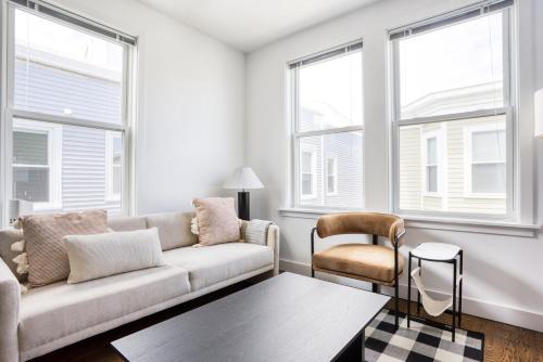 E Cambridge 3BR w WD steps from Lechmere BOS-643 in Cambridge, USA