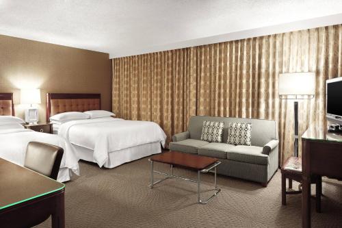 Sheraton Cavalier Saskatoon Hotel