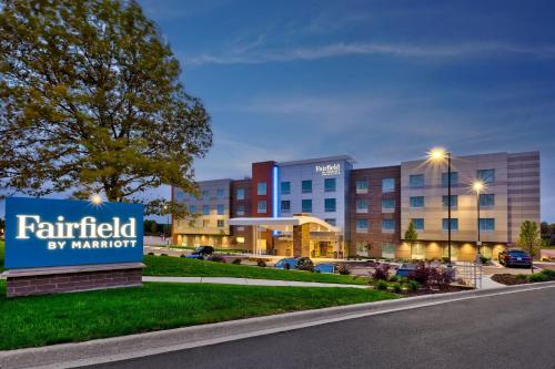 Fairfield by Marriott Inn & Suites Grand Rapids North - Hotel - Walker