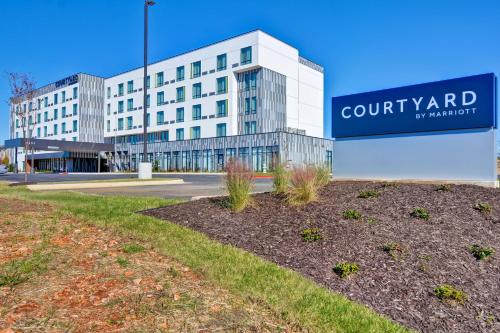 Courtyard by Marriott Bentonville Rogers Promenade