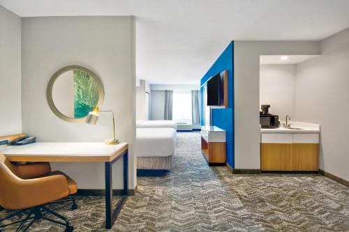 SpringHill Suites Erie - image 13