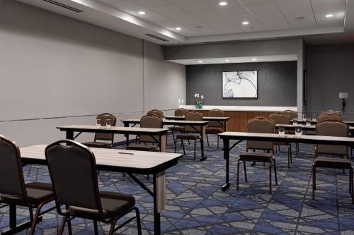 Courtyard by Marriott Richmond Scott's Addition, Richmond (Foto 3)