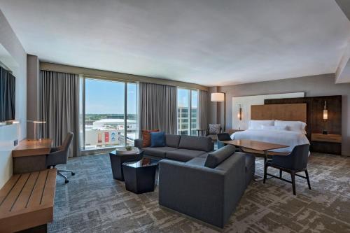 The Westin Irving Convention Center at Las Colinas