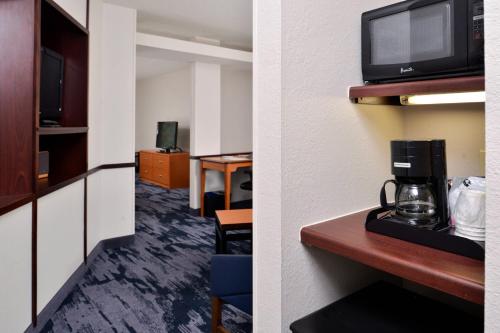 Fairfield Inn and Suites Beloit