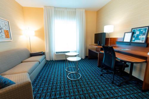 Fairfield Inn & Suites by Marriott Atlanta Woodstock