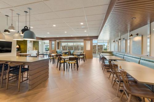 Fairfield by Marriott Inn & Suites Columbus Canal Winchester - image 2