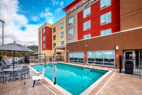 設施, 溫泉城萬豪湯普雷斯套房酒店 (TownePlace Suites by Marriott Hot Springs) in 溫泉城(AR)