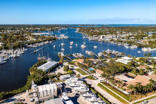 Stuart Vacation Rental Near Manatee Marina!