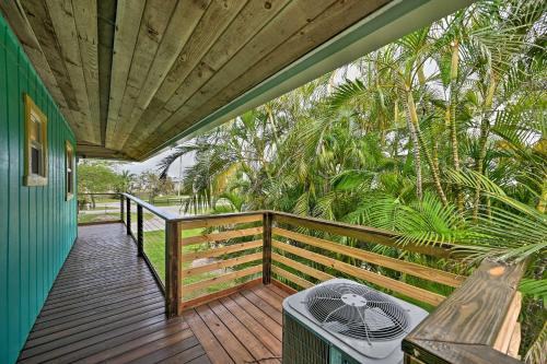 Everglades Getaway with Deck and Water Views!