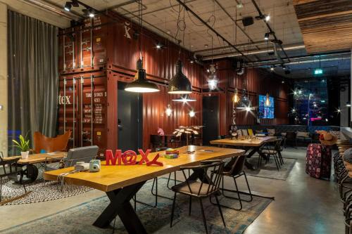 Moxy Amsterdam Houthavens - image 3