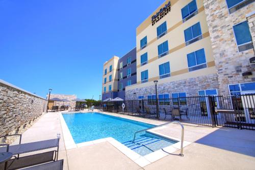 Fairfield Inn & Suites by Marriott Dallas Cedar Hill