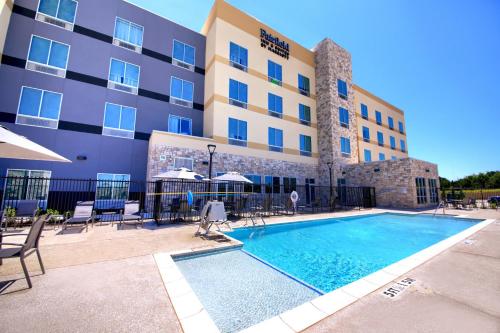 Facilities, Fairfield Inn & Suites Dallas Cedar Hill in Cedar Hill