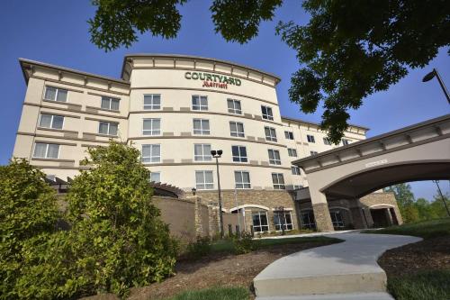 Courtyard by Marriott Asheville Airport - Hotel - Arden