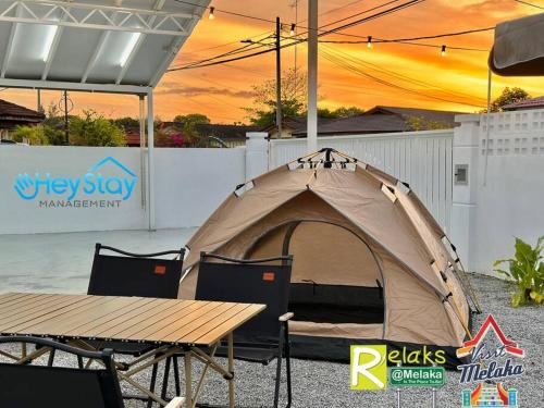 Klebang Villa 17Pax PrivateSwimmingPool TownArea by HeyStay Management - image 4