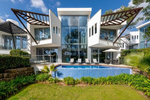 All About Meisho Hills