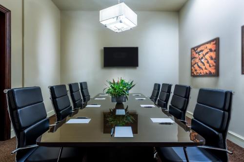 430853475 The Westin Sacramento Riverfront Hotel & Spa