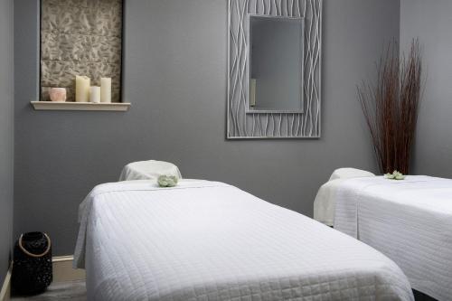 430853504 The Westin Sacramento Riverfront Hotel & Spa