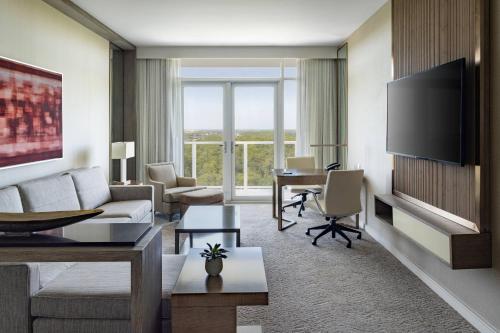 2 bedrooms, 4 beds