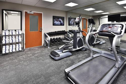 Fairfield Inn & Suites by Marriott Richmond Innsbrook - image 11