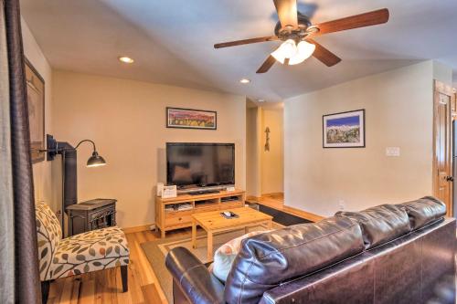 Blue River Condo with Views Less Than 8 Mi to Breckenridge! - image 4