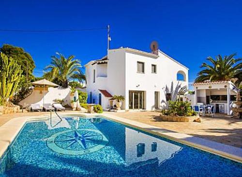 Villa with Private Pool image 10