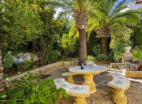 Villa with Private Pool image 4