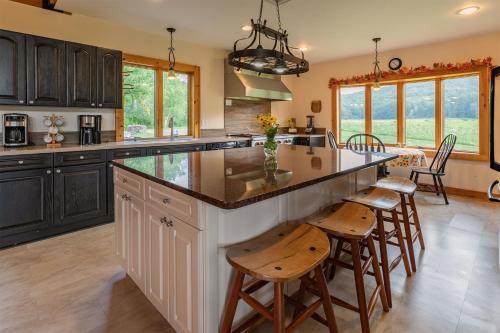 Tenwood Lodge in Ithaca, USA