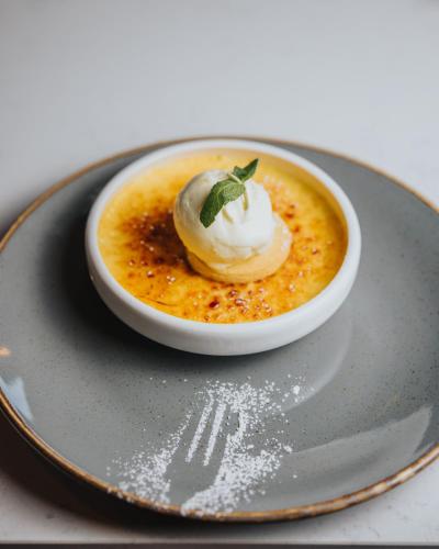 Bay View Hotel - image 11