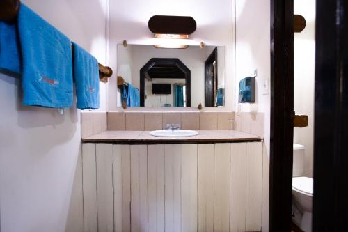 חדר אמבטיה, Mango Inn Resort in אוטילה