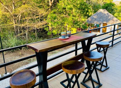 Casa Antema Tamarindo, maison luxe, piscine, jungle, yoga, gym in Városközpont