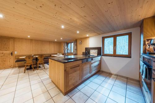 Køkken, Ferienhaus Bergfrieden in Partenen