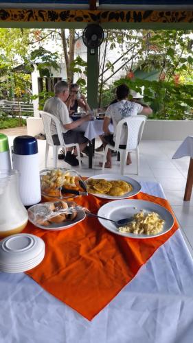 Ēdiens un dzērieni, Wikungo Hotel in Puerto Narino