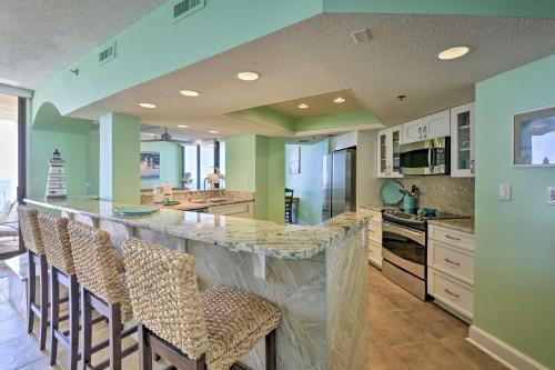 Gulf View Destin Condo with Resort Pool and Spa! near Destin Harbor Boardwalk